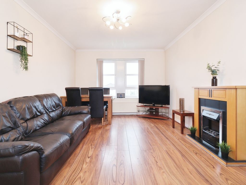 2 bed flat for sale in 5 Old Castle Gardens, Glasgow G44, £159,995