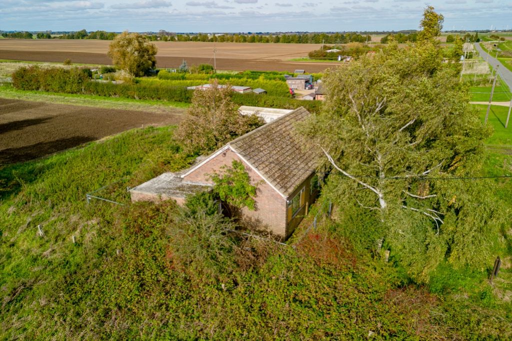 Land for sale in Beck Bank, Quadring Fen, Spalding, Lincolnshire PE11, £80,000