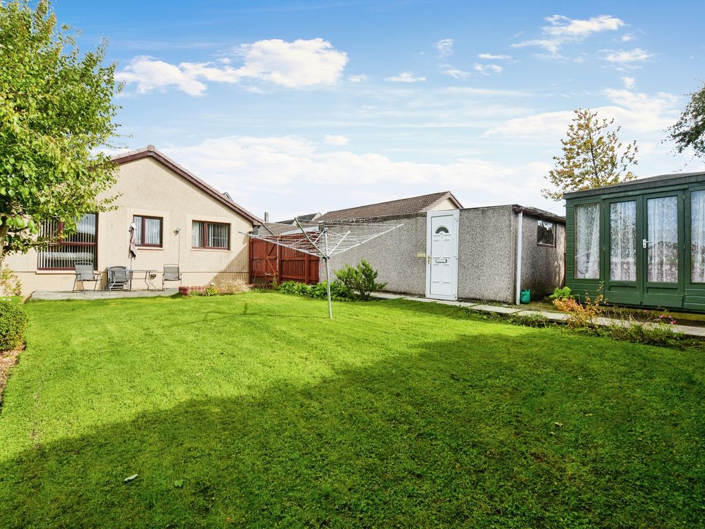 3 bed detached bungalow for sale in Paxton Crescent, Lochgelly KY5, £220,000
