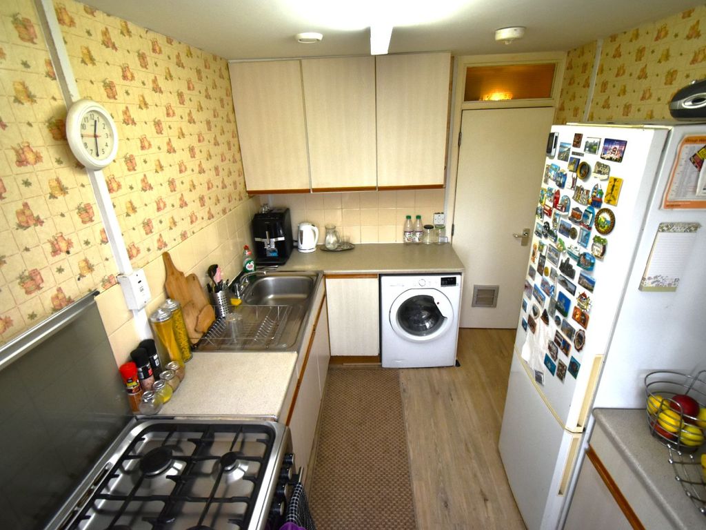 2 bed flat for sale in Flat, Bowater House, Moor Street, West Bromwich B70, £105,000