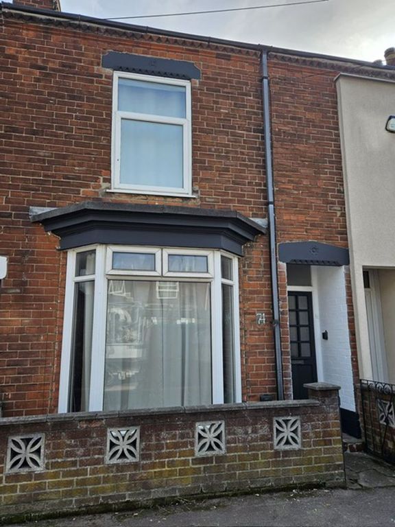 2 bed terraced house for sale in Rosmead Street, Hull HU9, £69,995