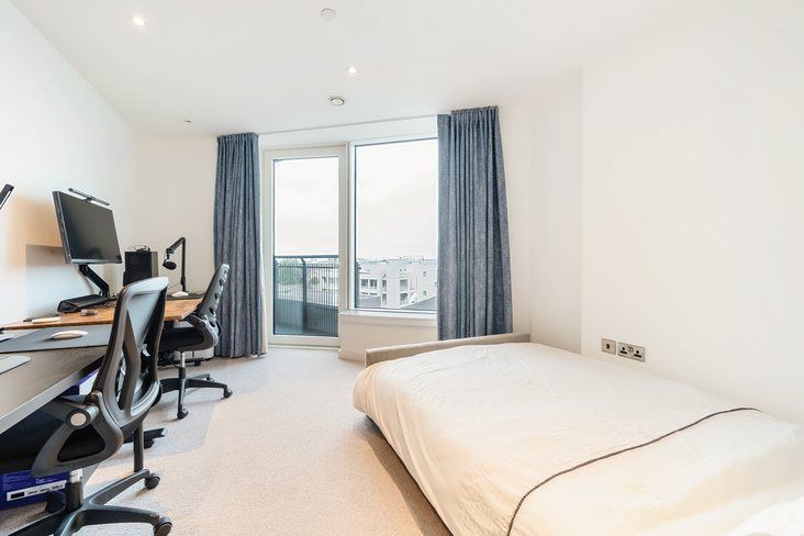 2 bed flat for sale in Oculus House, Barking, London IG11, £87,500