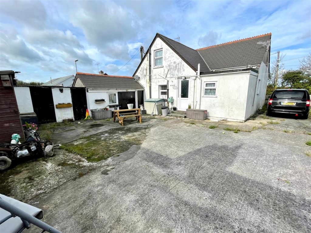 4 bed detached house for sale in St. Dennis, Cornwall PL26, £260,000