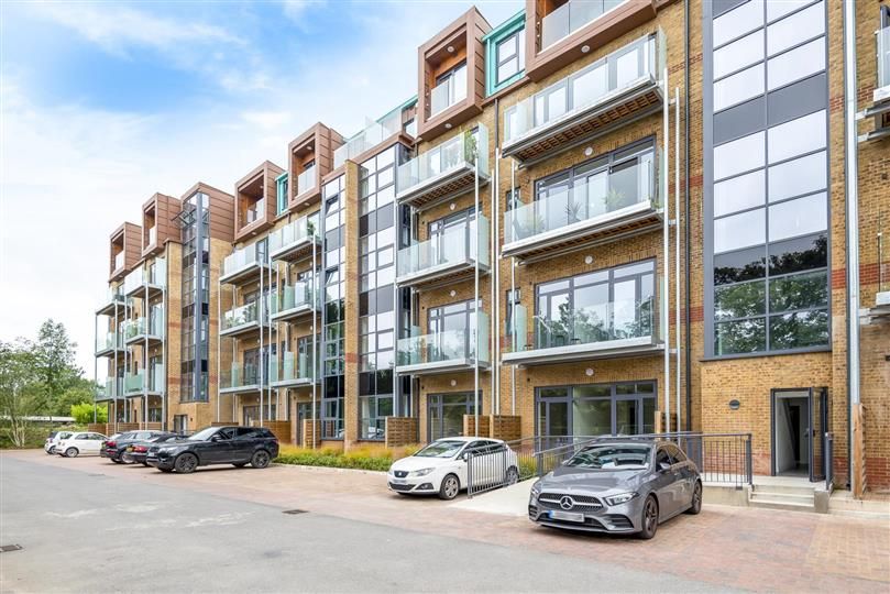 Studio for sale in Jessop Court, 3 Brindley Place, Uxbridge UB8, £210,000