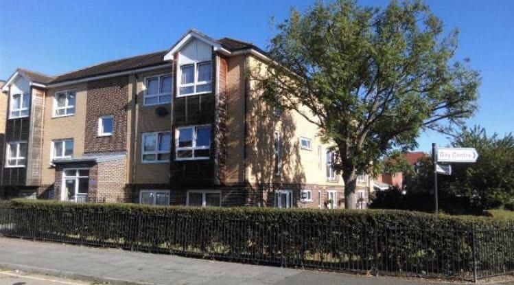 1 bed flat for sale in Wootten House, Cherrydown West, Basildon SS16, £135,000