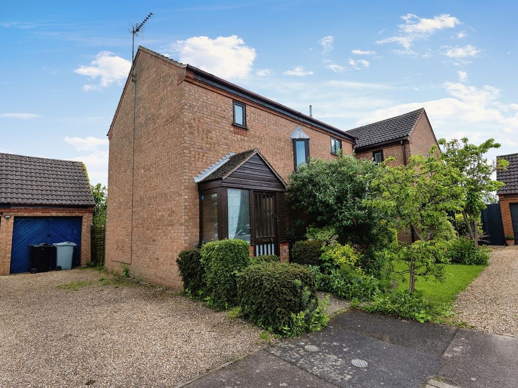 3 bed detached house for sale in Churchfields Road, Folkingham, Sleaford NG34, £190,000