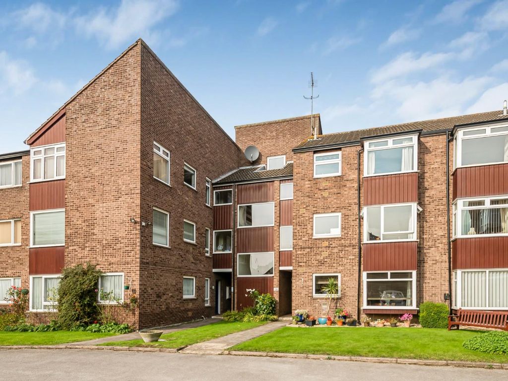 1 bed flat for sale in Minster Court, Beverley HU17, £125,000