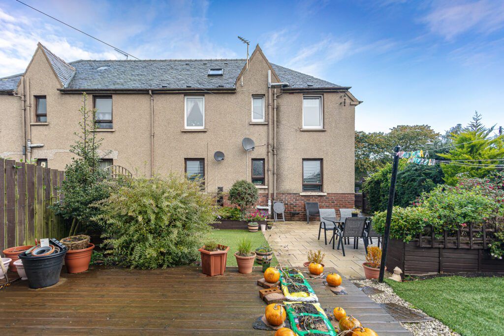 3 bed maisonette for sale in 33 Main Street, Linlithgow EH49, £170,000