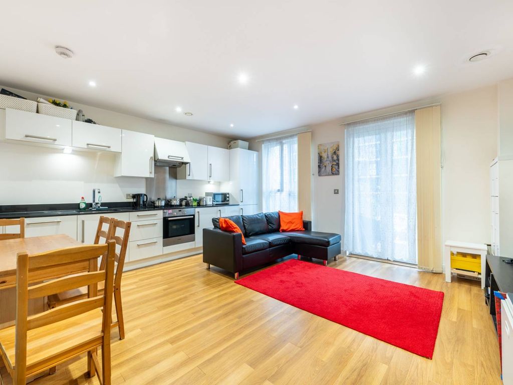 1 bed flat for sale in Hatton Road, Alperton, London HA0, £315,000