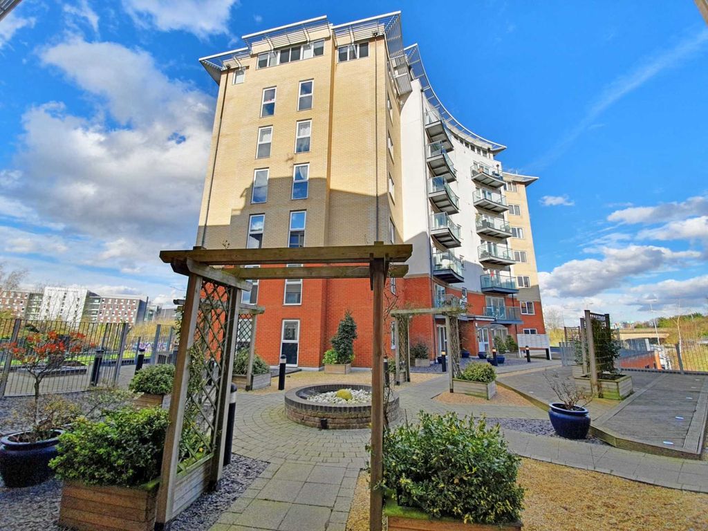 1 bed flat for sale in Ranelagh Road, Ipswich IP2, £120,000