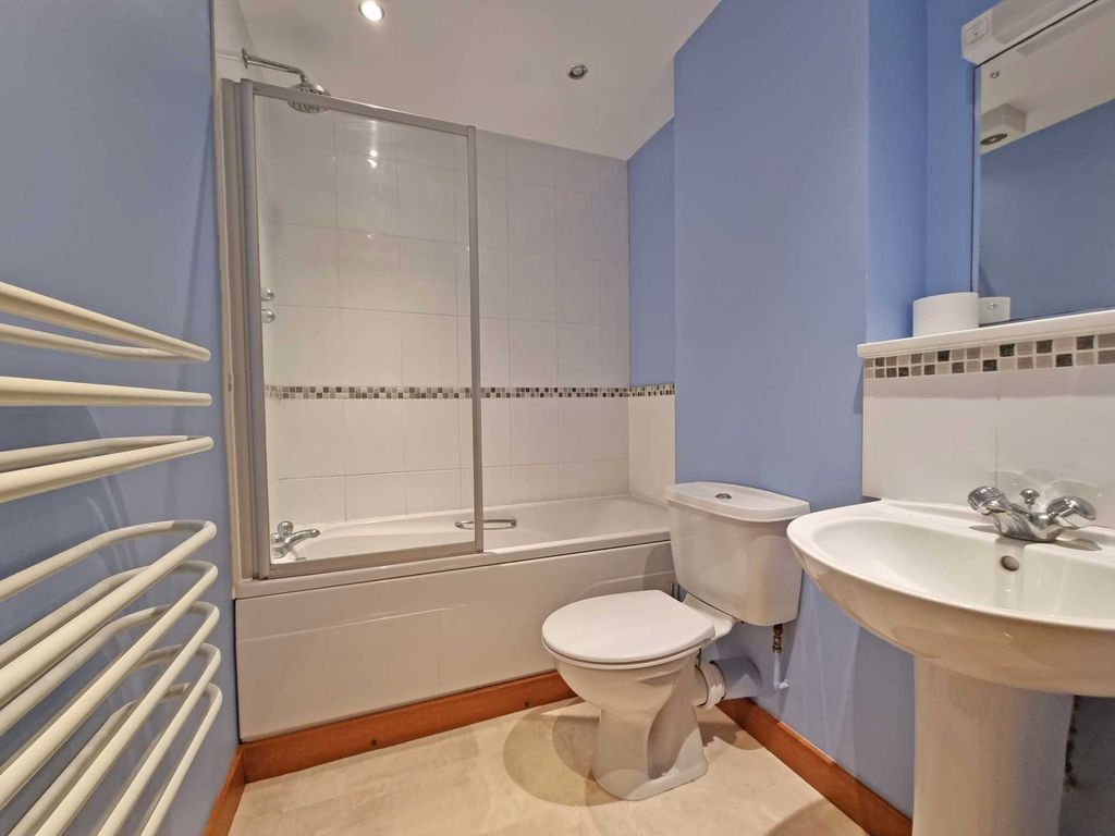 1 bed flat for sale in Ranelagh Road, Ipswich IP2, £120,000