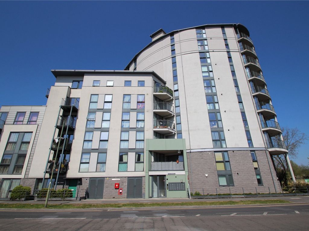 1 bed flat for sale in Lanacre Avenue, Colindale NW9, £270,000