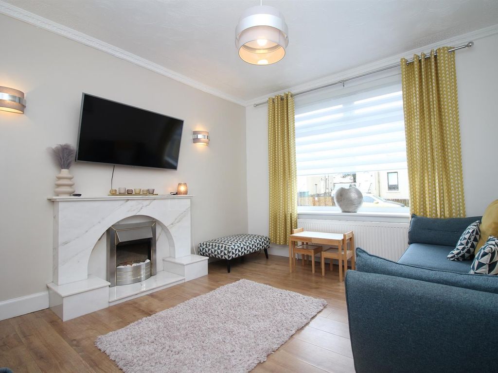 2 bed flat for sale in Scott Place, Fauldhouse, Bathgate EH47, £94,000