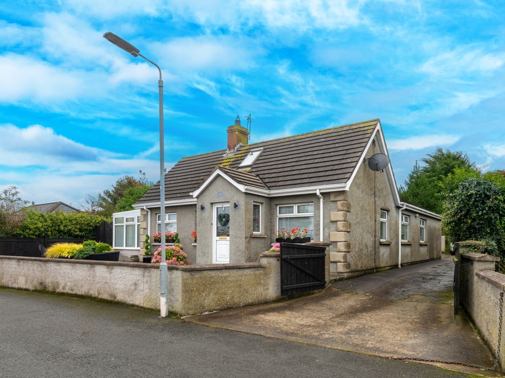 5 bed property for sale in 12 Knocknagow, Portaferry, Newtownards, County Down BT22, £289,950