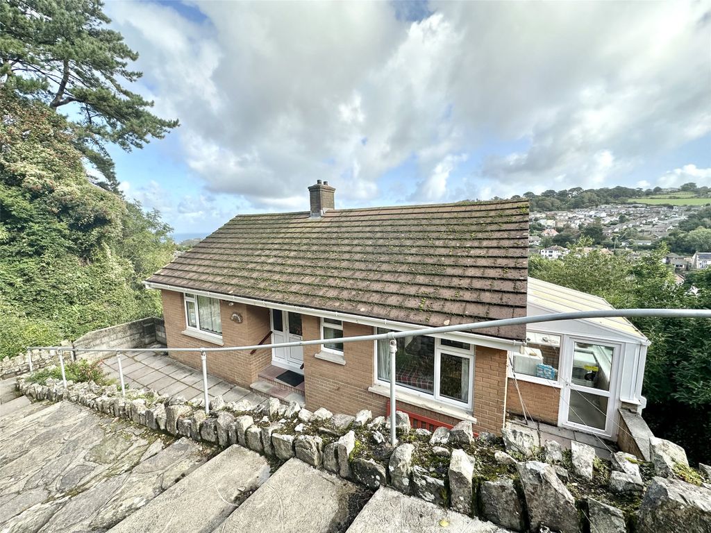 3 bed detached house for sale in Cairn Road, Ilfracombe, Devon EX34, £234,500