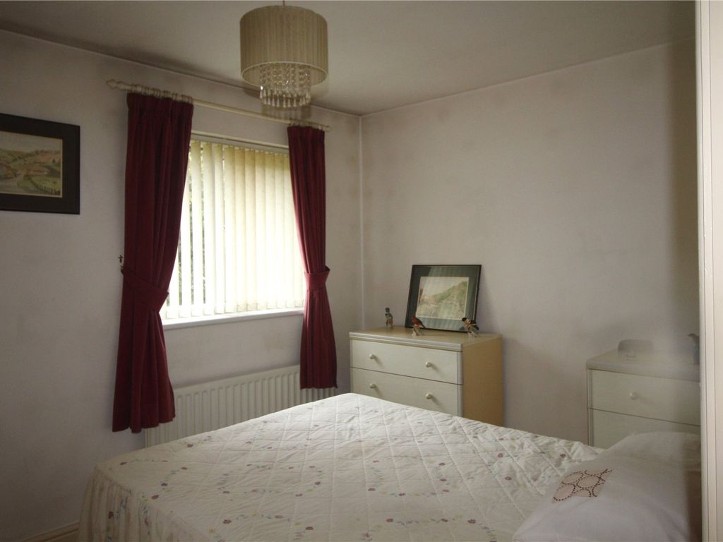 2 bed terraced house for sale in Moorgate Gardens, Blackburn, Lancashire BB2, £115,000