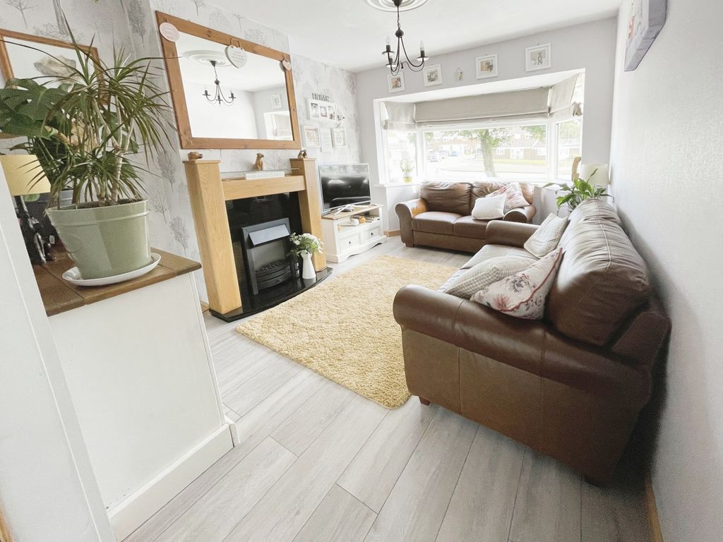 3 bed terraced house for sale in Queslett Road, Birmingham B43, £220,000