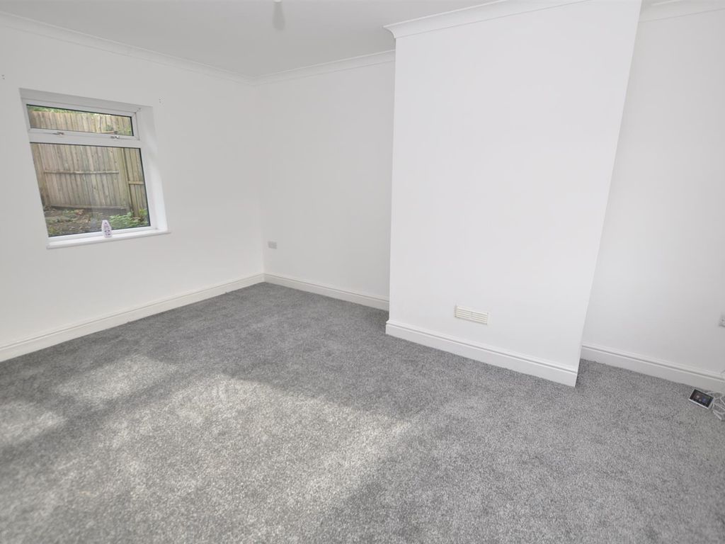 3 bed end terrace house for sale in Pentrefelin Street, Carmarthen SA31, £145,000