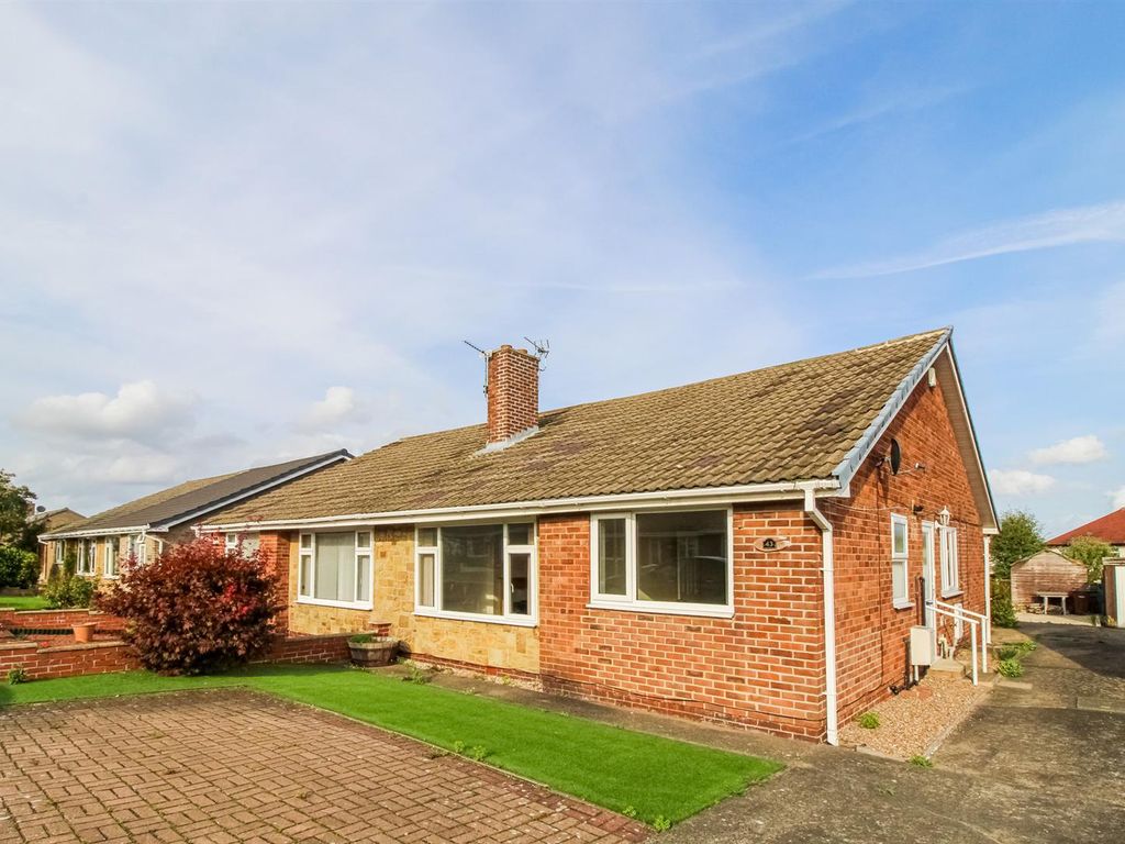 2 bed semi-detached bungalow for sale in The Crescent, Netherton, Wakefield WF4, £209,950