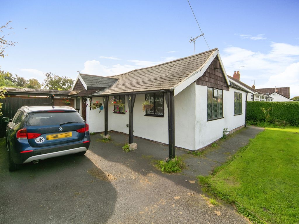 3 bed bungalow for sale in Mayfield Road, Blacon, Chester CH1, £240,000