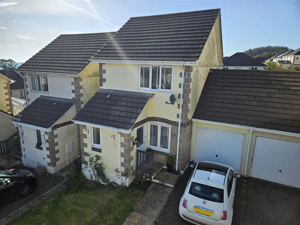 2 bed link-detached house for sale in Sampson Close, St. Anns Chapel, Gunnislake PL18, £228,500