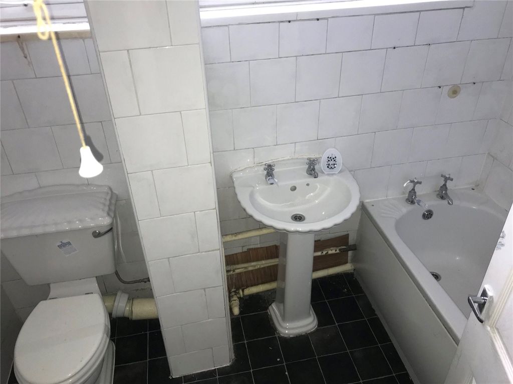 3 bed terraced house for sale in Brandearth Hey, Liverpool, Merseyside L28, £100,000