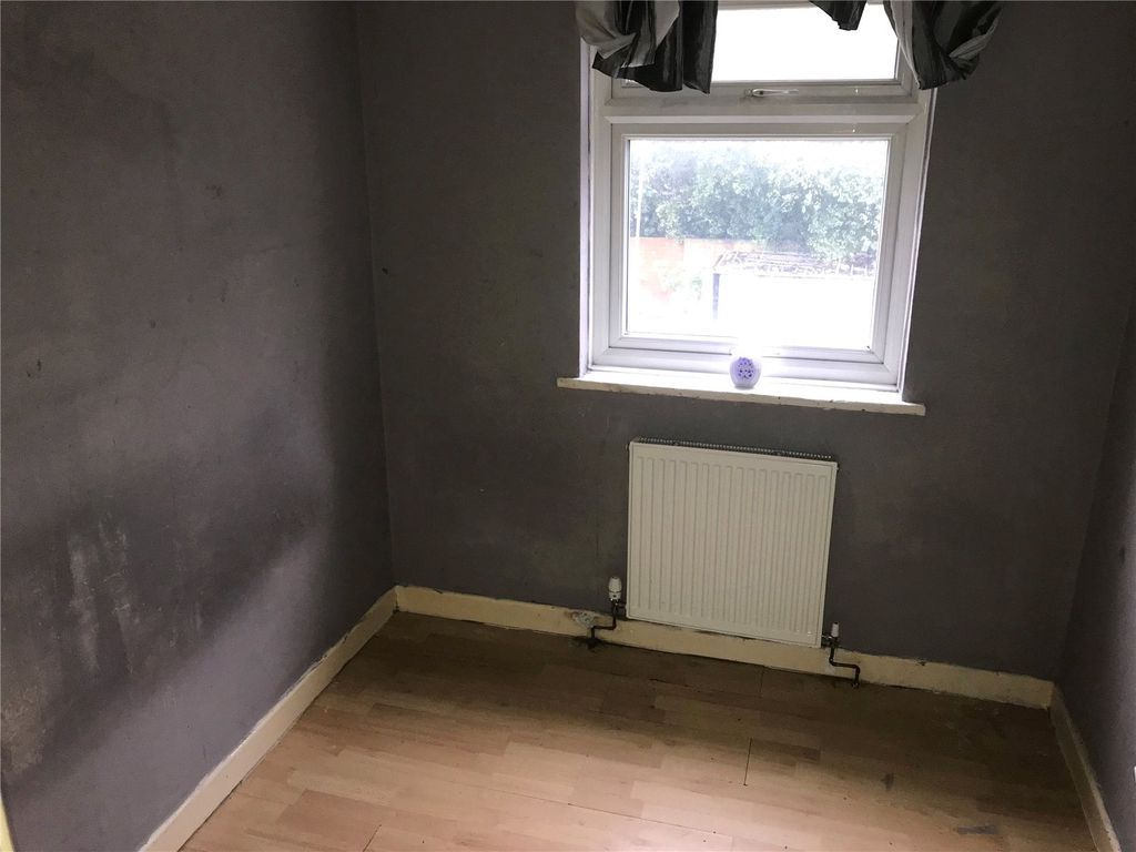 3 bed terraced house for sale in Brandearth Hey, Liverpool, Merseyside L28, £100,000