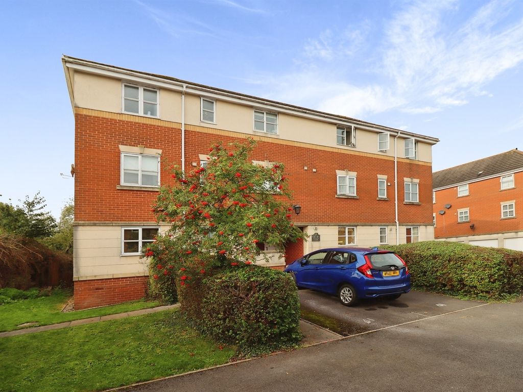 1 bed flat for sale in Hallen Close, Emersons Green, Bristol BS16, £190,000