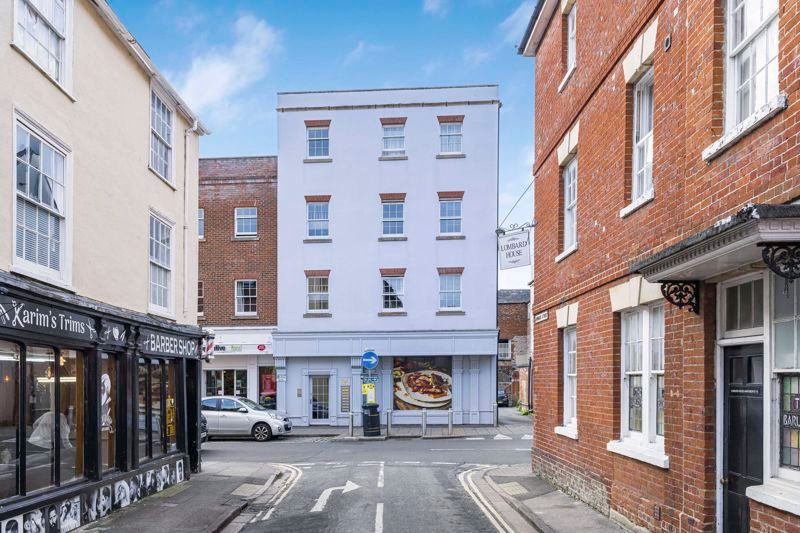 1 bed flat for sale in West St. Helen Street, Abingdon OX14, £212,000