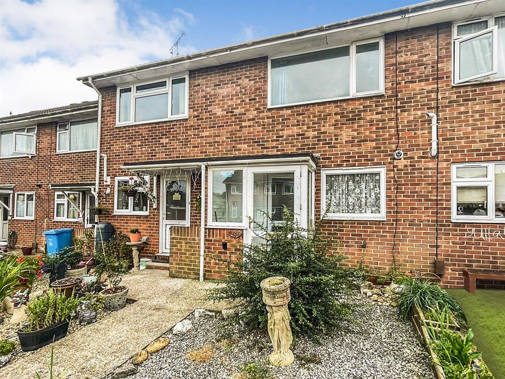 2 bed terraced house for sale in Inglesham Way, Hamworthy, Poole BH15, £249,950