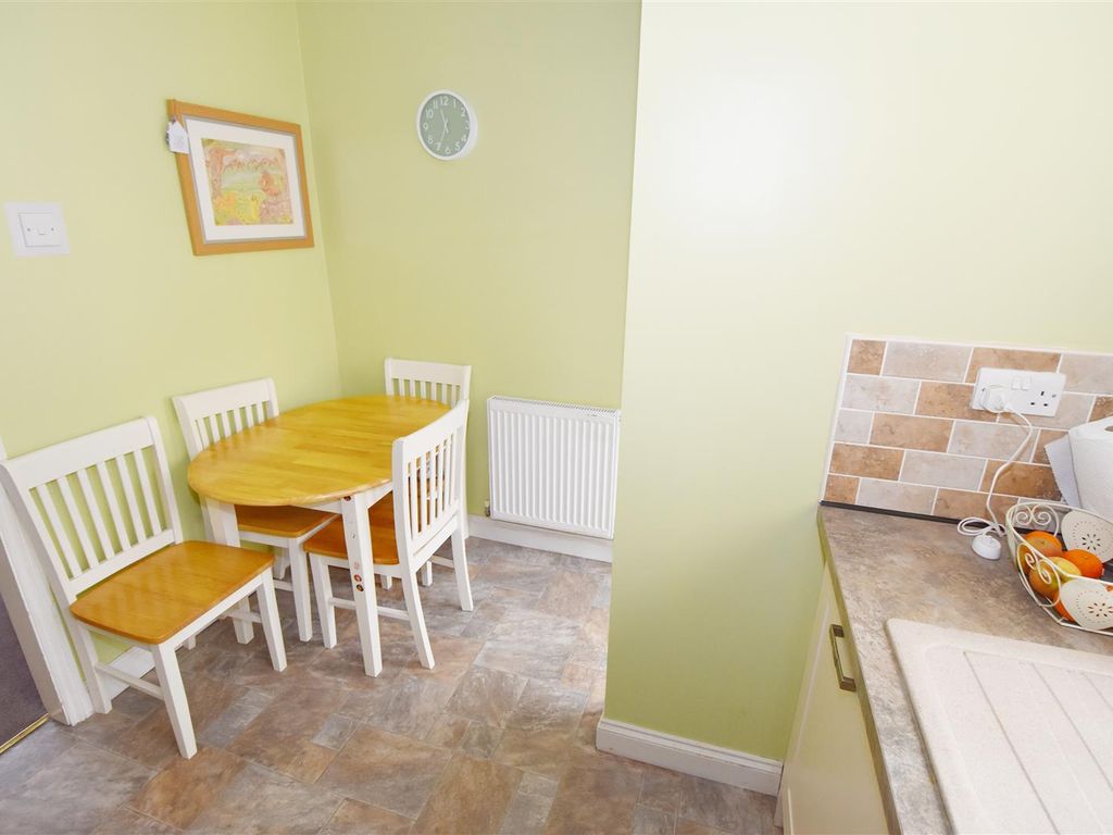 3 bed terraced house for sale in Glyn Vale, Knowle, Bristol BS3, £289,995