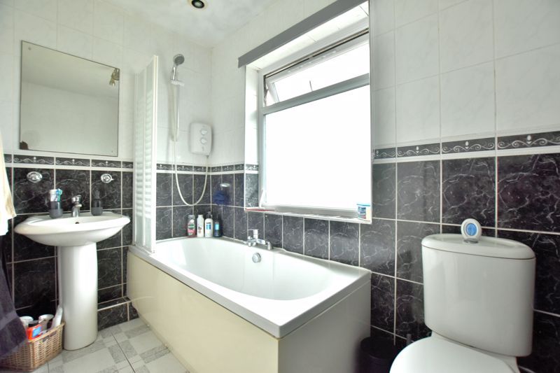 3 bed terraced house for sale in Swift Gardens, St. Giles, Lincoln LN2, £157,500