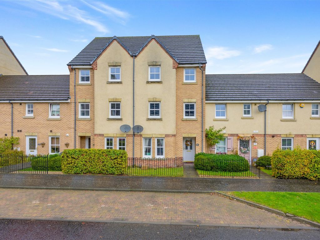 3 bed town house for sale in Leyland Road, Bathgate EH48, £220,000