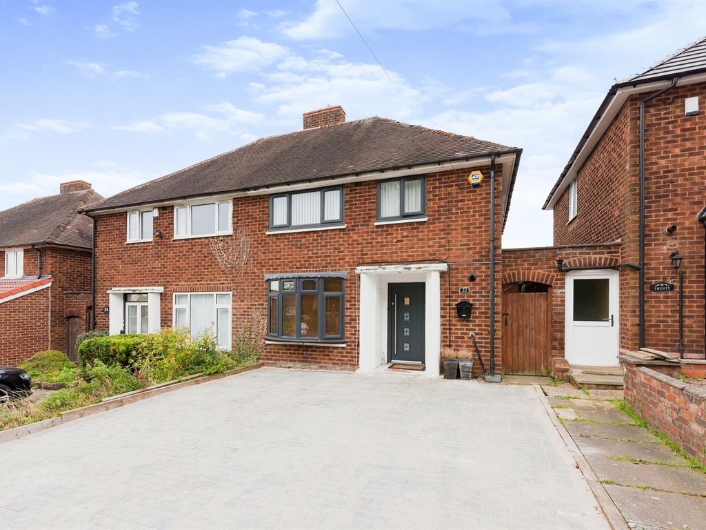 3 bed semi-detached house for sale in Fairfax Road, Sutton Coldfield B75, £290,000