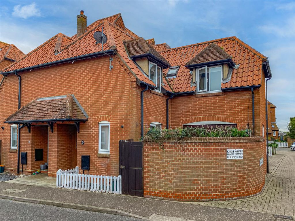 2 bed semi-detached house for sale in Kings Road, Burnham-On-Crouch CM0, £285,000