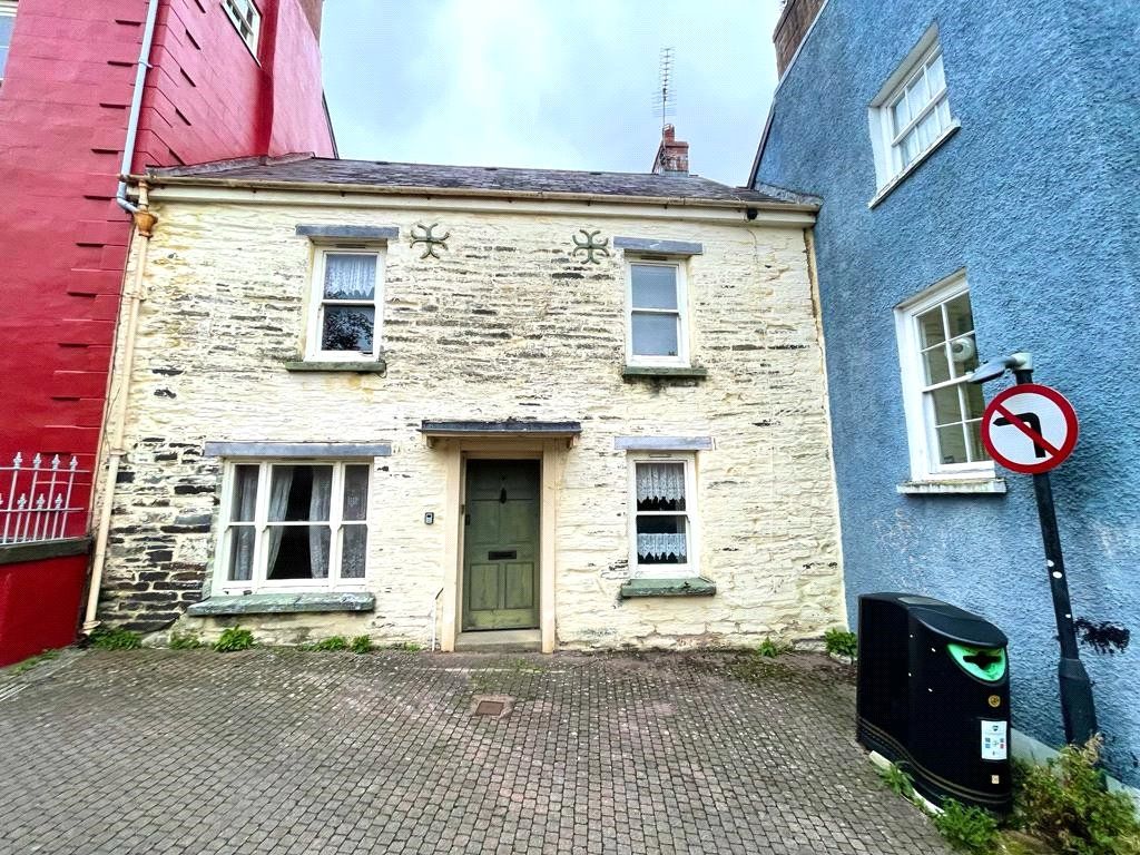 5 bed terraced house for sale in St. Mary Street, Cardigan, Ceredigion SA43, £100,000