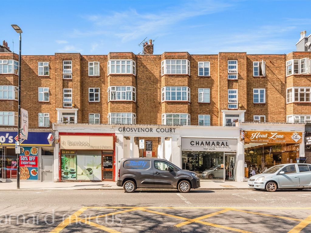 2 bed flat for sale in Brighton Road, Sutton SM2, £260,000