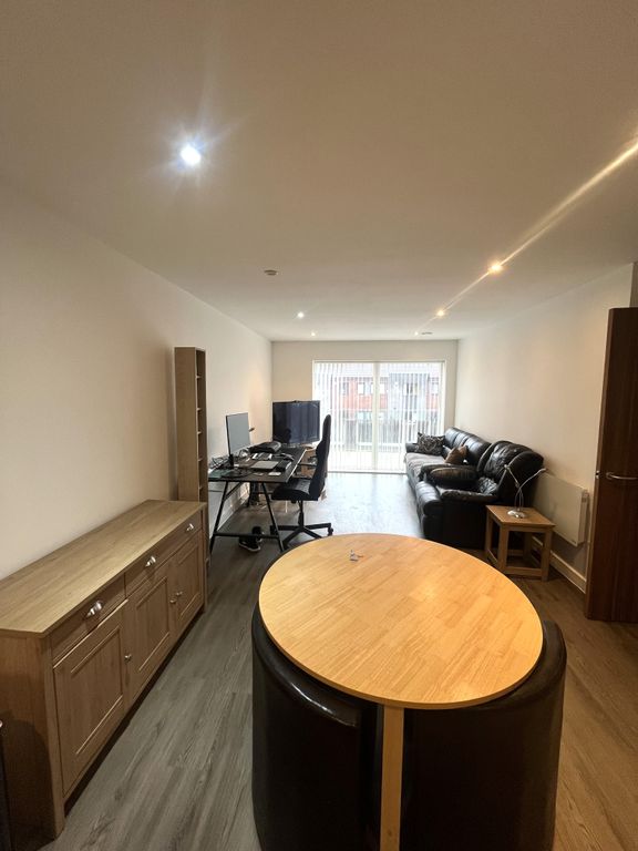 2 bed flat for sale in Anvil Place, Manchester M15, £195,000