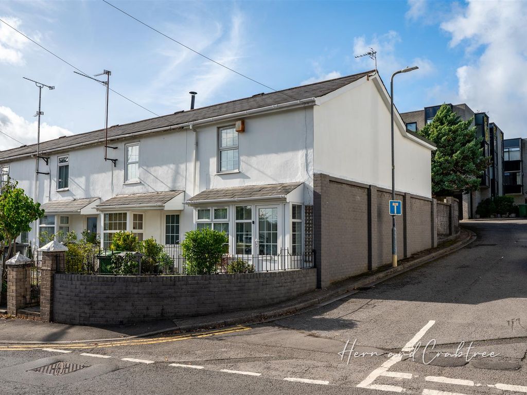 2 bed end terrace house for sale in Ely Road, Llandaff, Cardiff CF5, £299,950