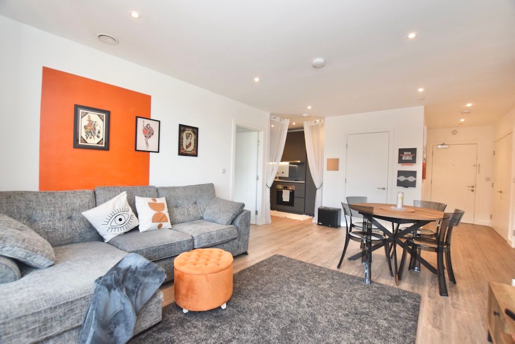 2 bed flat for sale in Headwater Point, London E3, £210,000