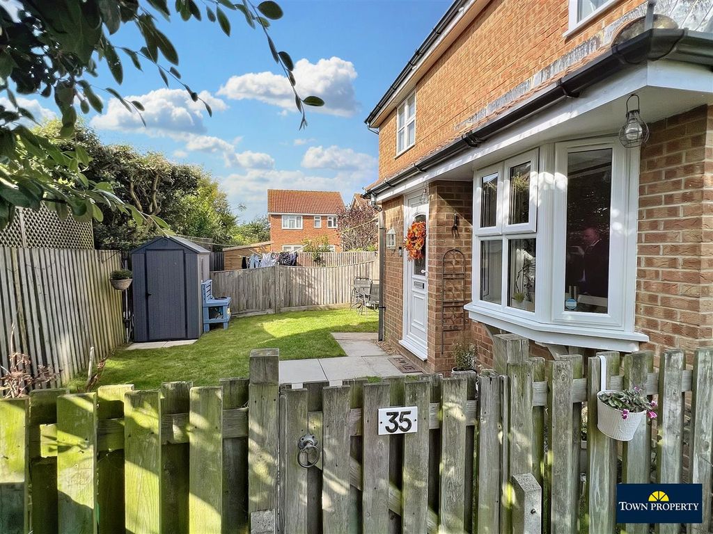 2 bed end terrace house for sale in The Portlands, Eastbourne BN23, £245,000
