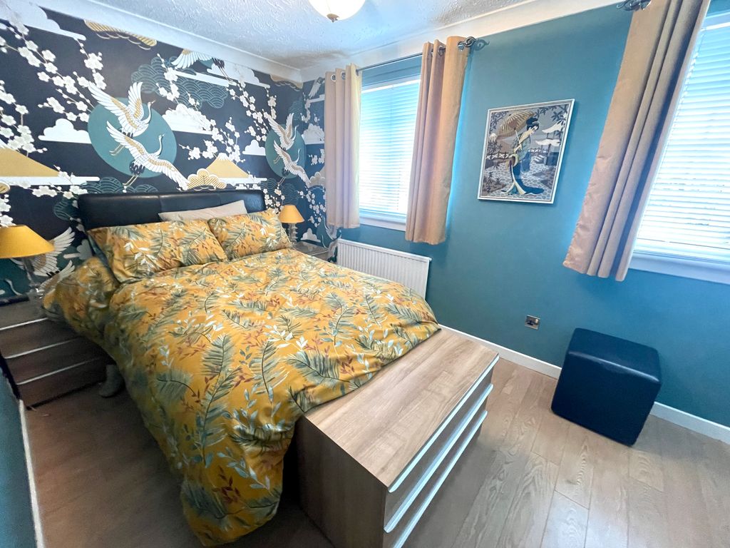 4 bed detached house for sale in High Burnside Avenue, Coatbridge ML5, £195,000