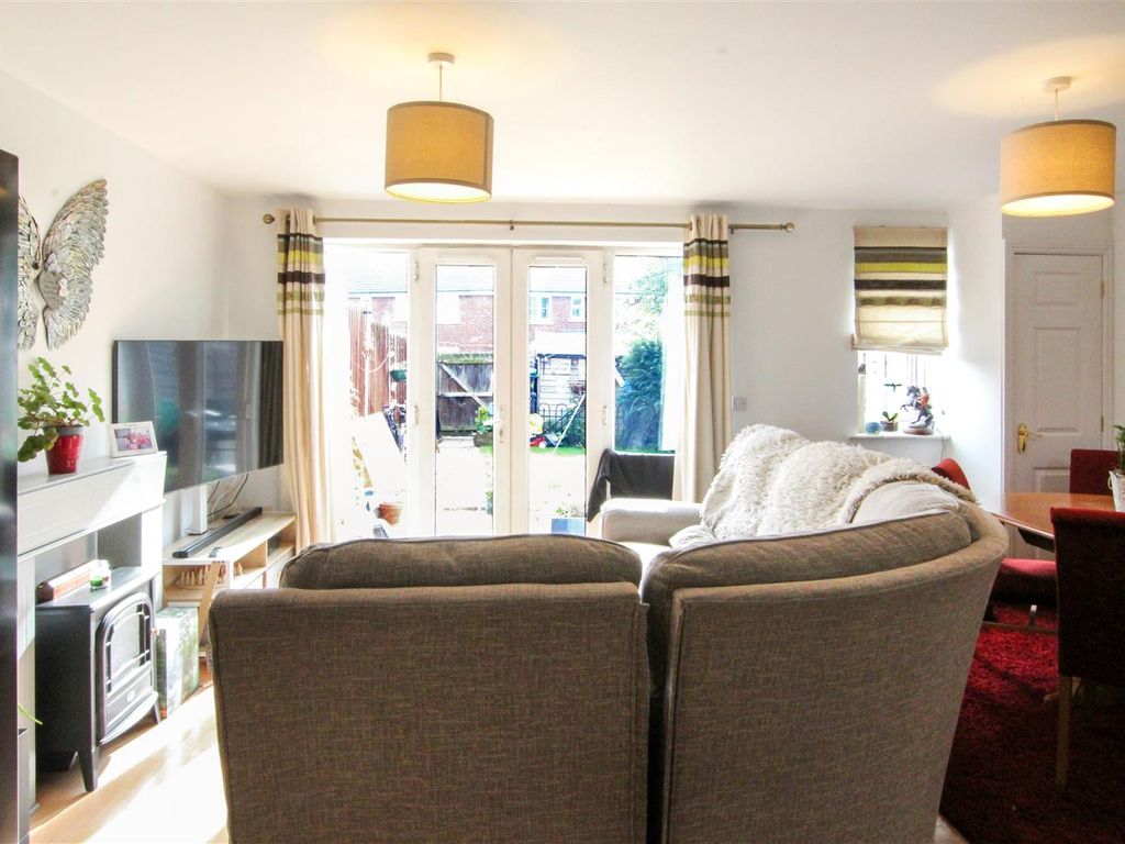 3 bed property for sale in Abney Drive, Measham, Swadlincote DE12, £230,000