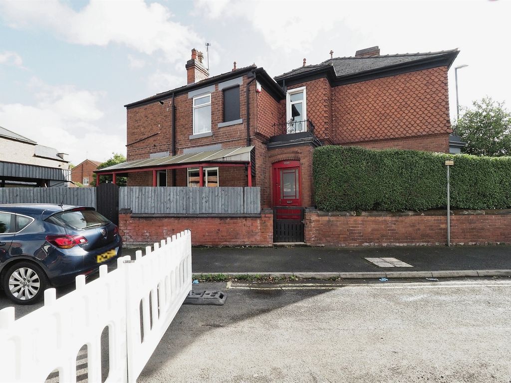 3 bed end terrace house for sale in London Road, Alvaston, Derby DE24, £210,000