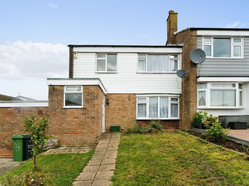 3 bed end terrace house for sale in Goudhurst Close, Eastbourne BN23, £280,000
