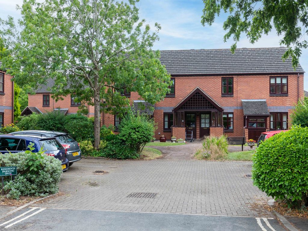2 bed property for sale in Saffron Meadow, Stratford-Upon-Avon CV37, £160,000