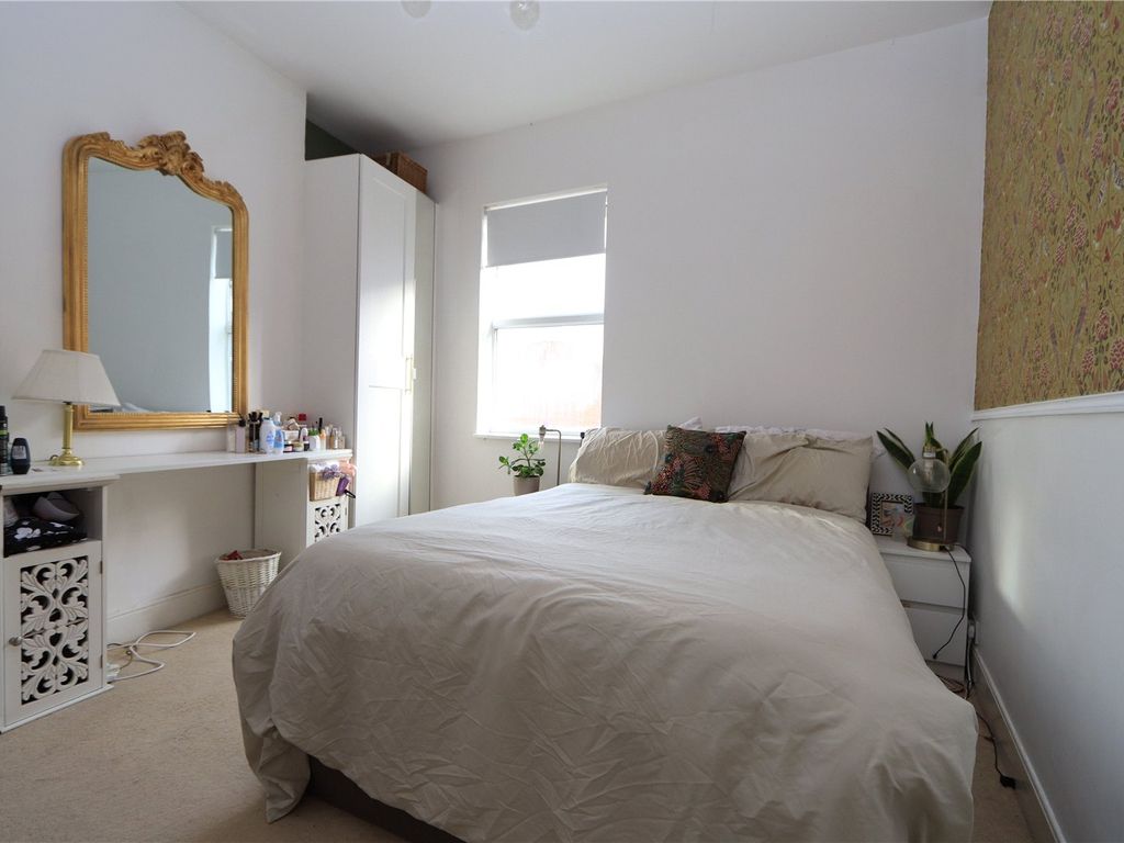 2 bed end terrace house for sale in Aylesbury Street, Wolverton, Milton Keynes, Buckinghamshire MK12, £225,000