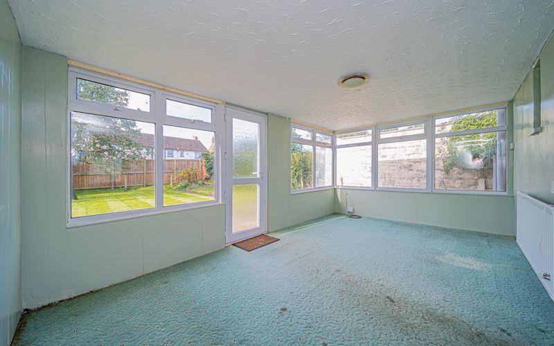 3 bed semi-detached house for sale in Avon Road, Melksham SN12, £260,000
