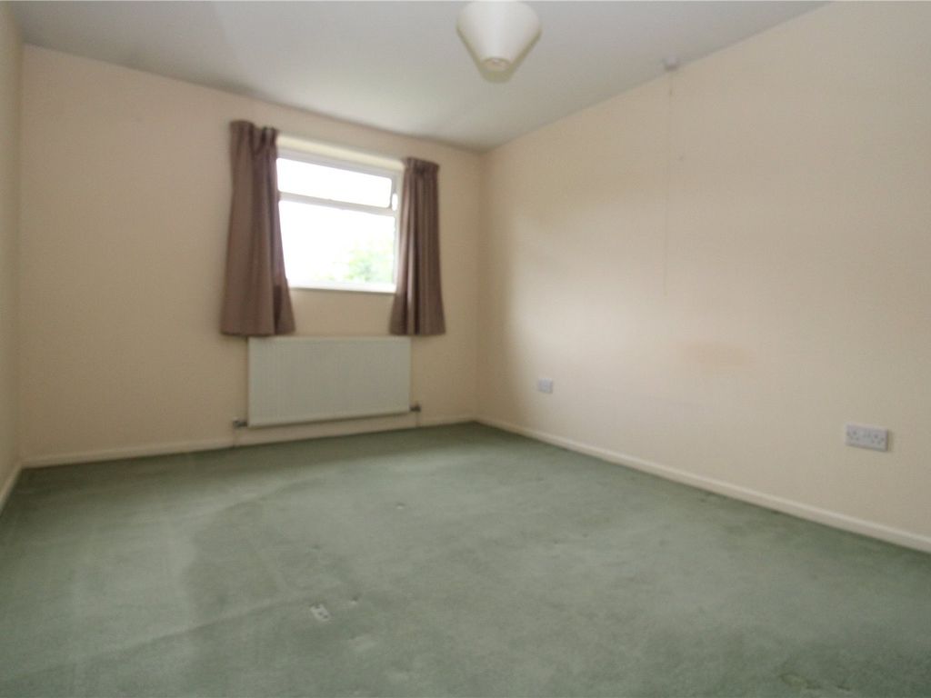 1 bed flat for sale in The Weavers, Old Town, Swindon, Wiltshire SN3, £160,000