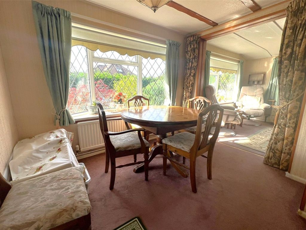 3 bed property for sale in Pine Park, Aldershot Road, Normandy, Surrey GU3, £150,000